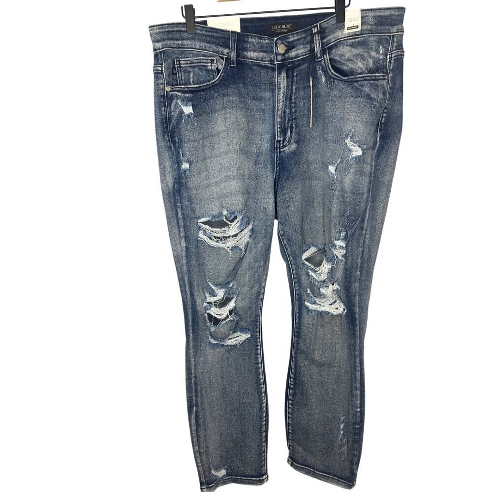 Judy Blue High Waist Boyfriend Fit Jeans NEW Size 20W Distressed Stone Wash - Picture 3 of 9